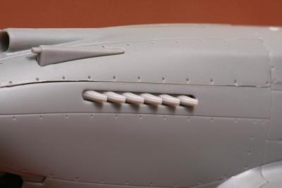 Curtiss P-40B exhaust set