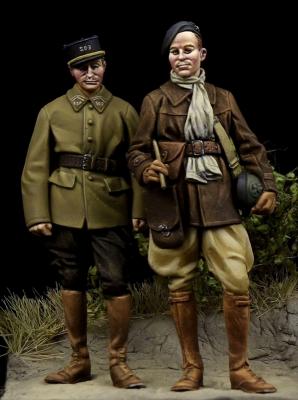 French Tank Crewman & NCO (WW II)
