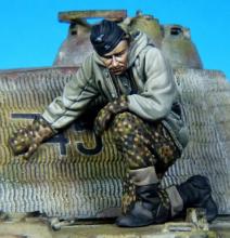 German Panther Commander (WW II) - 3.