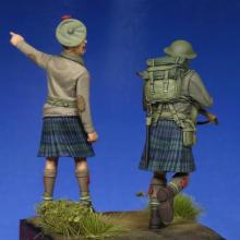 Scottish Black Watch Officer & Soldier (WW II) - 5.